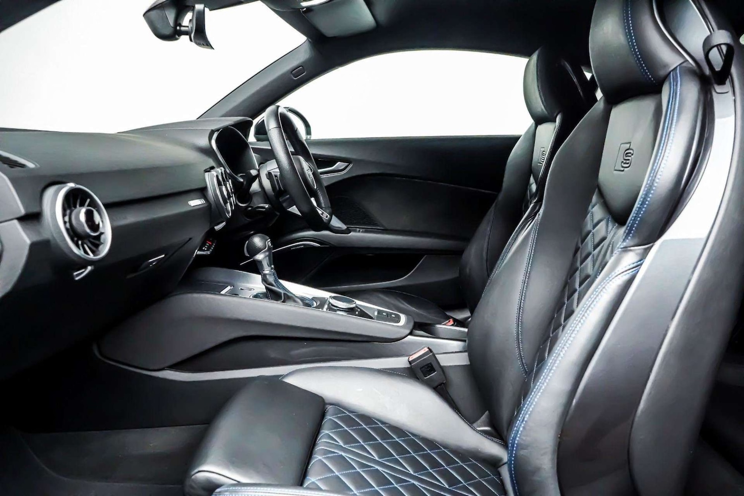 Used Audi TT 2020 for sale - 76830978: Photo 8