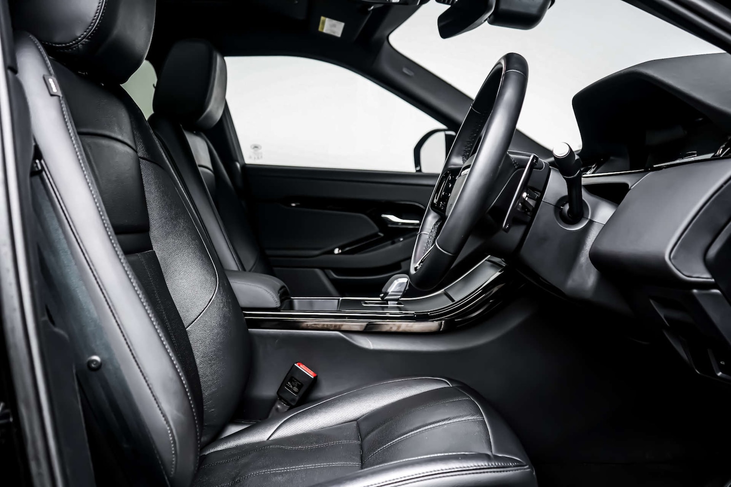 Used Land Rover Range Rover Evoque 2023 for sale - 78016427: Photo 6