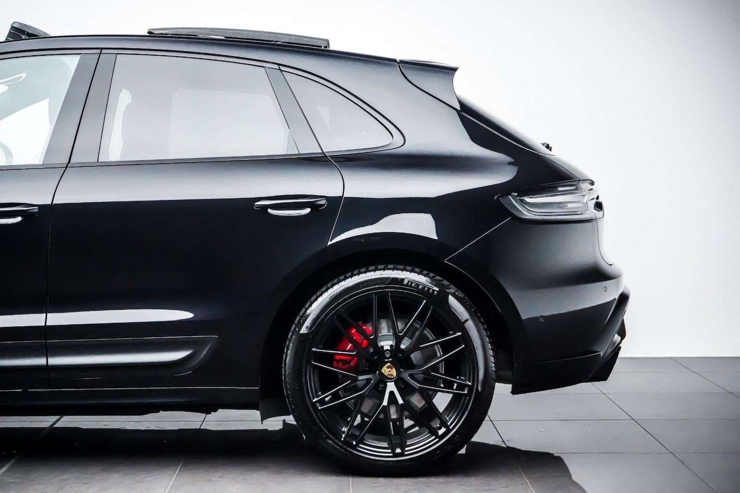 Used Porsche Macan 2021 for sale - 76830988: Photo 13