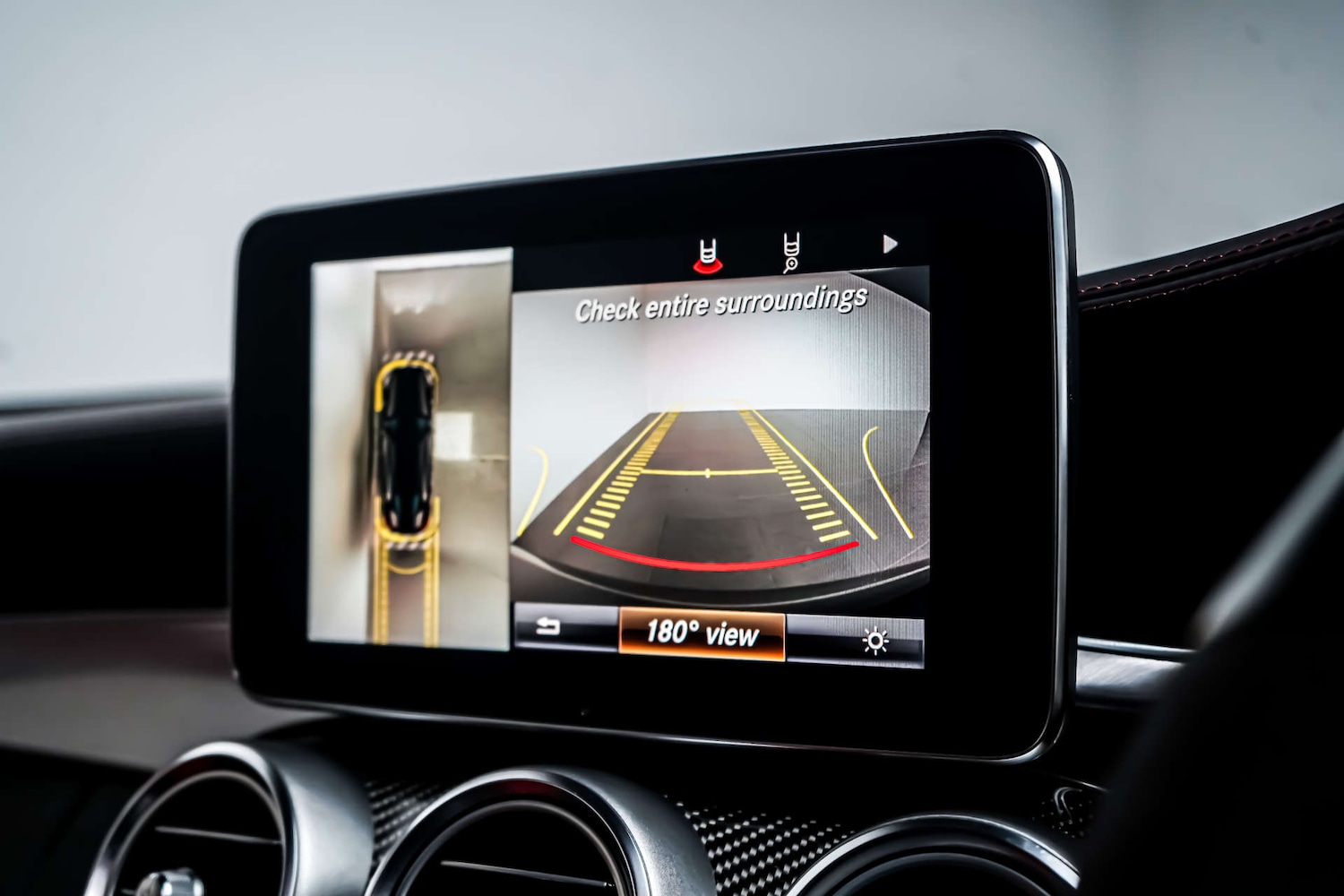 Used Mercedes-Benz C Class 2017 for sale - 77437623: Photo 8