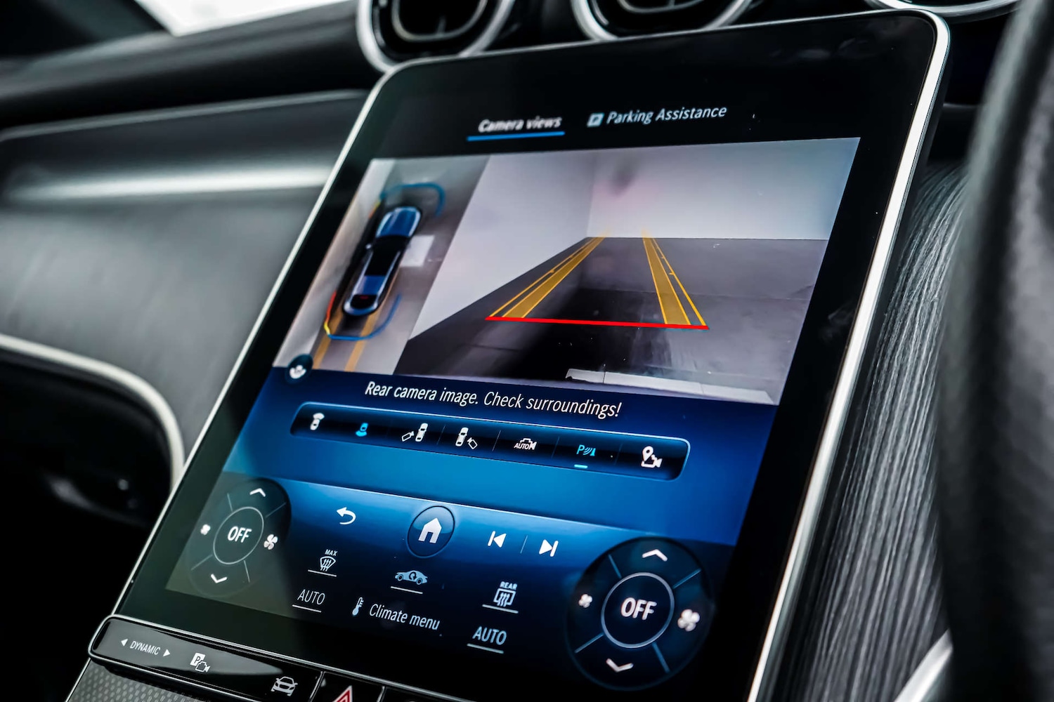 Used Mercedes-Benz GLC 2023 for sale - 76830959: Photo 12