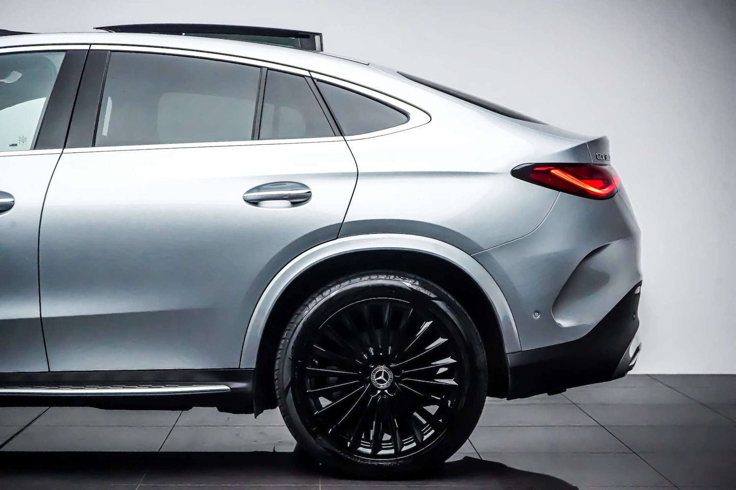 Used Mercedes-Benz GLC 2023 for sale - 76830959: Photo 14