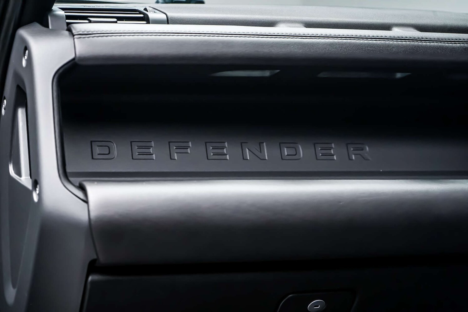 Used Land Rover Defender 2022 for sale - 77490219: Photo 10