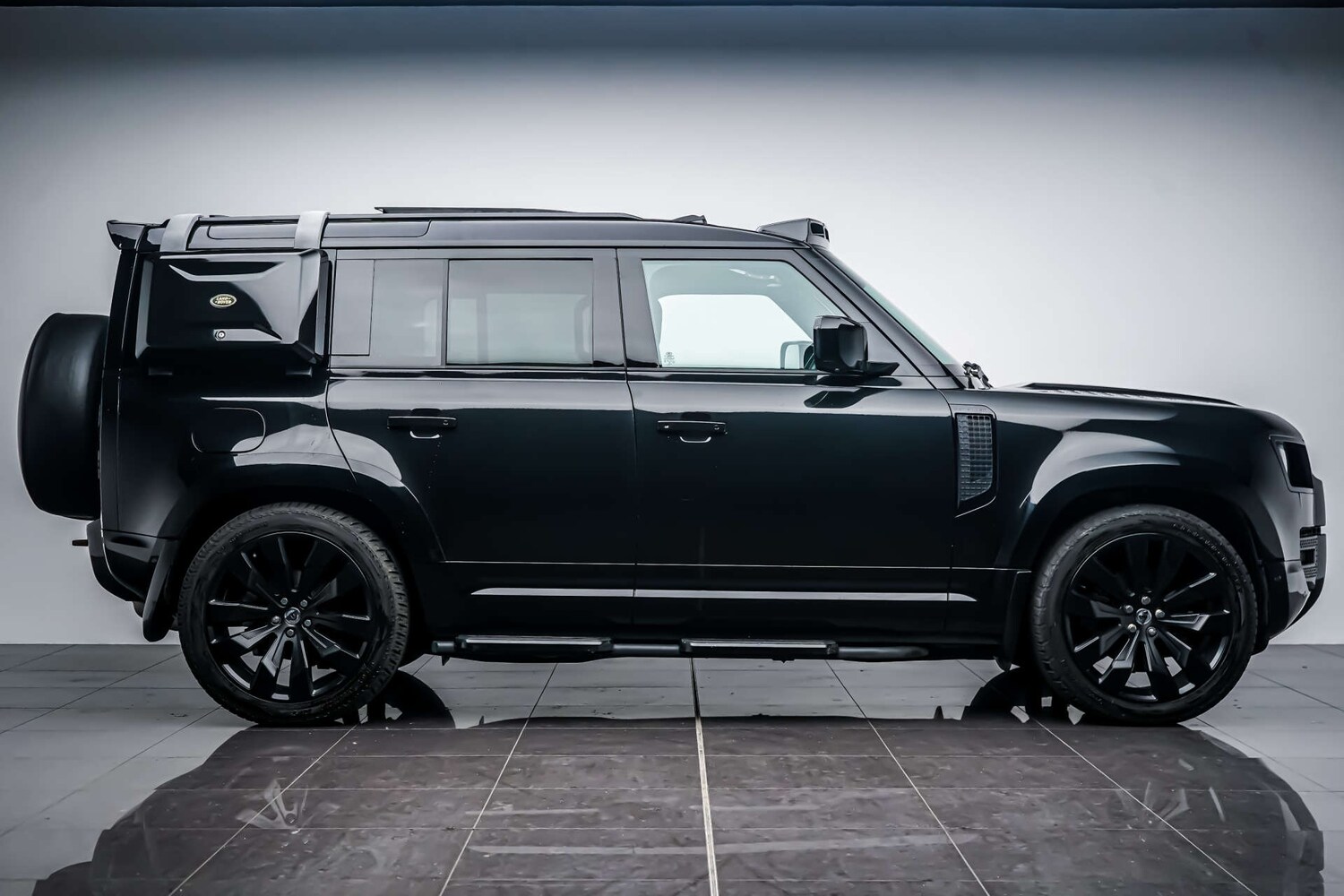 Used Land Rover Defender 2022 for sale - 77490219: Photo 12