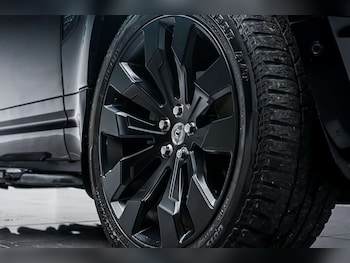 Used Land Rover Defender 2022 for sale - 77490219: Photo