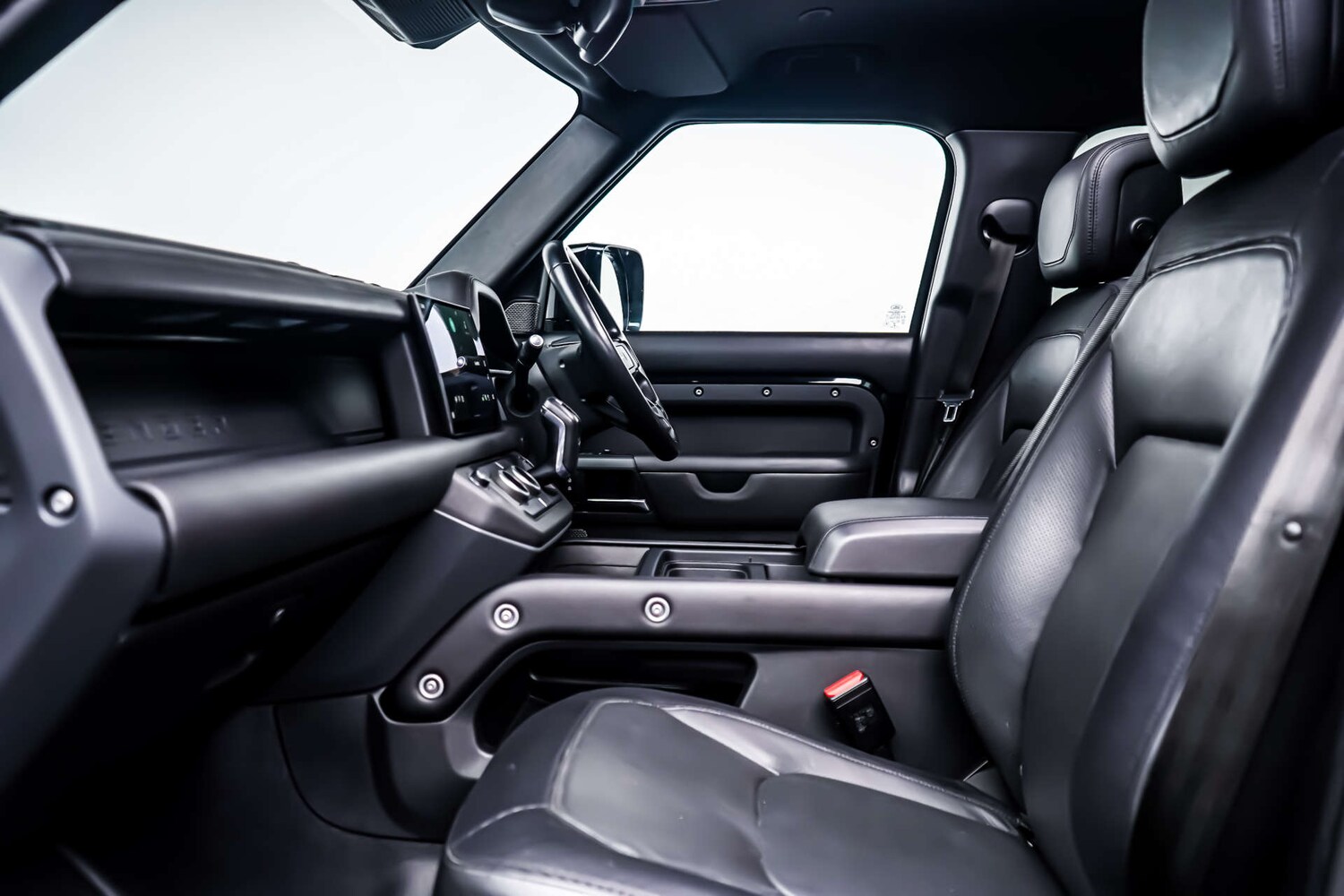 Used Land Rover Defender 2022 for sale - 77490219: Photo 8