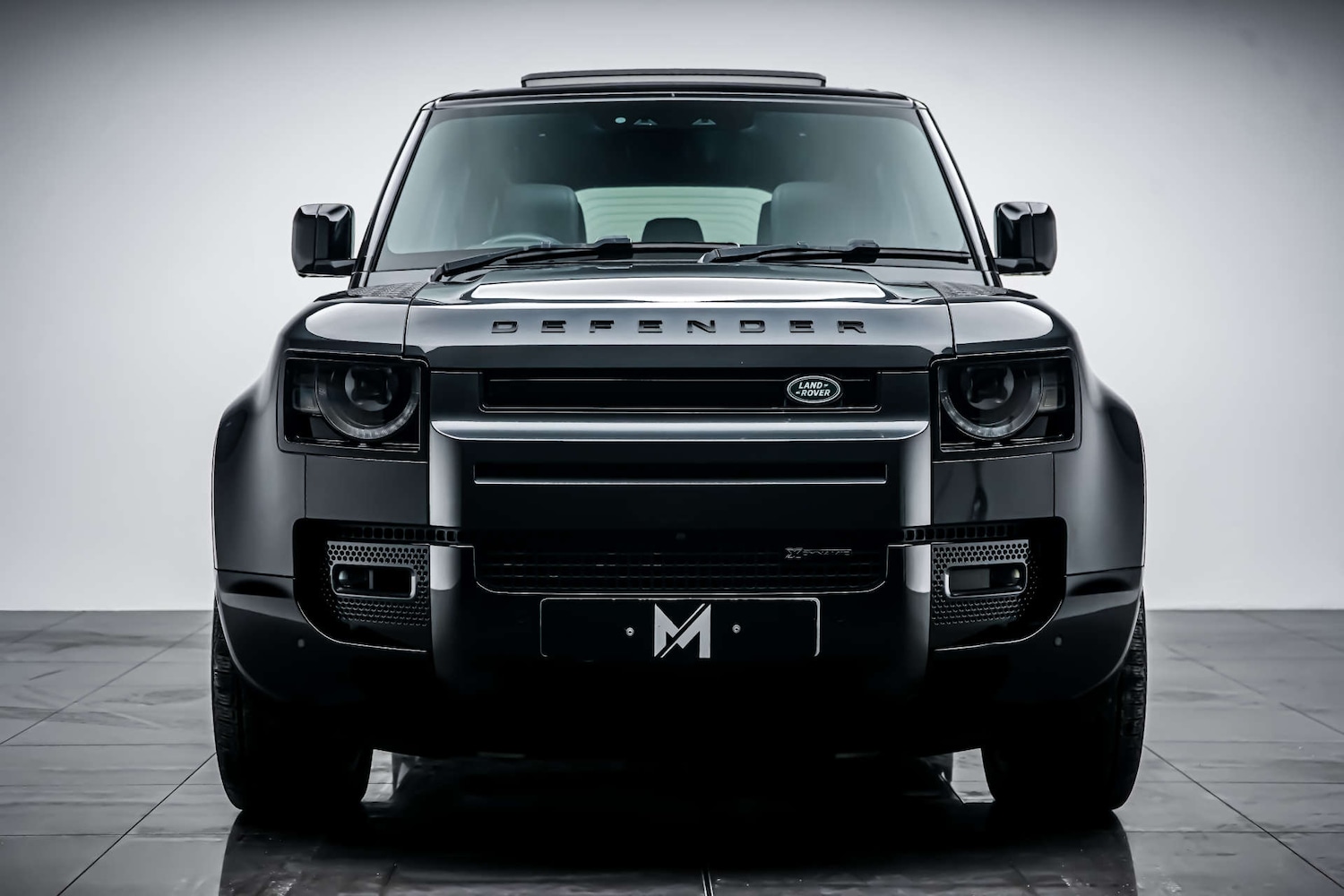 Used Land Rover Defender 110 2022 for sale - 77090223: Photo 2