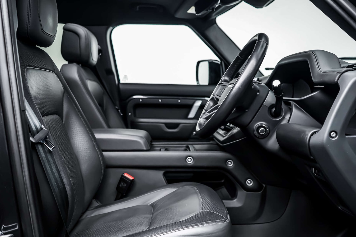 Used Land Rover Defender 110 2022 for sale - 77090223: Photo 6