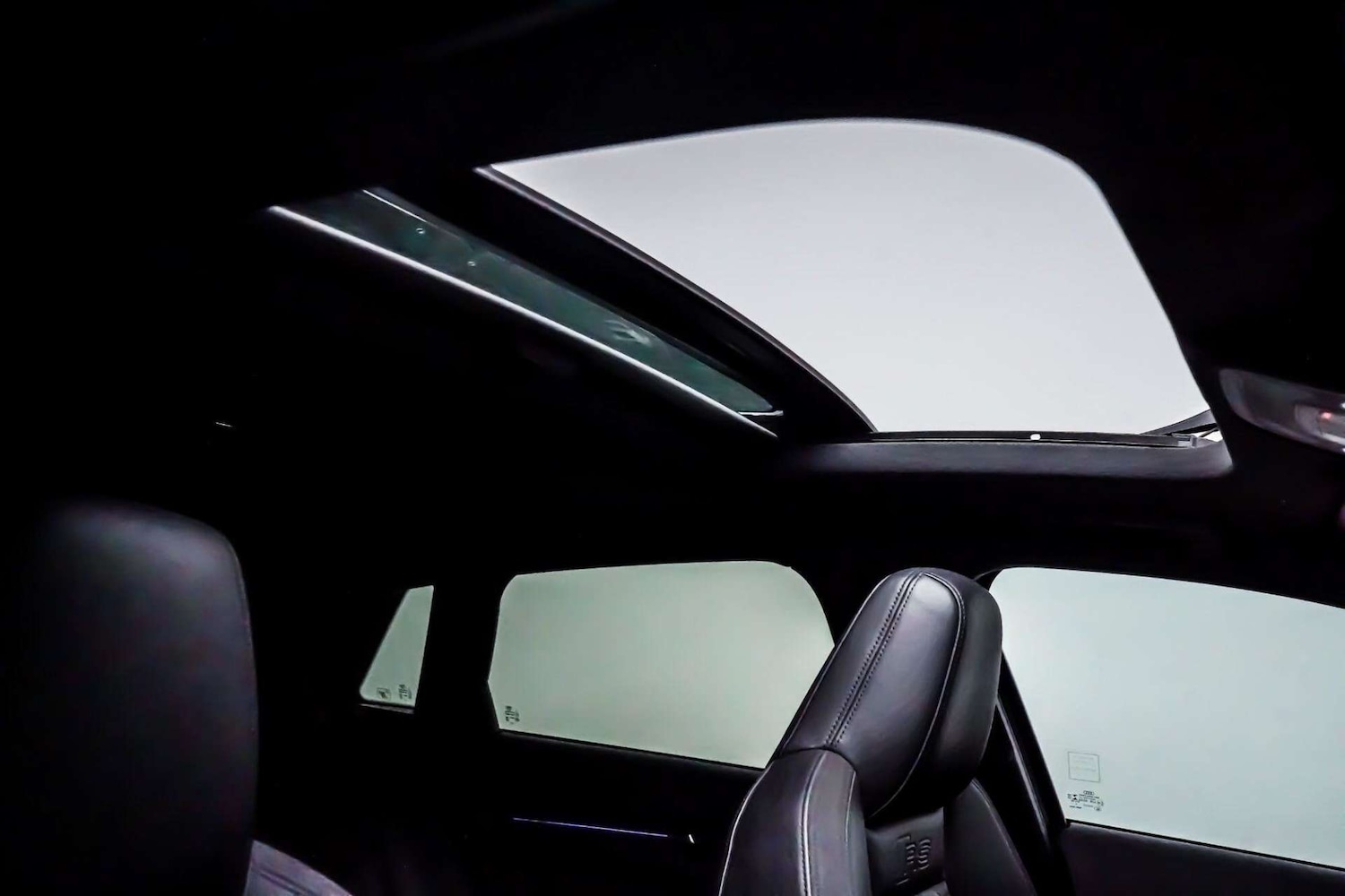 Used Audi RS3 2021 for sale - 76831008: Photo 3