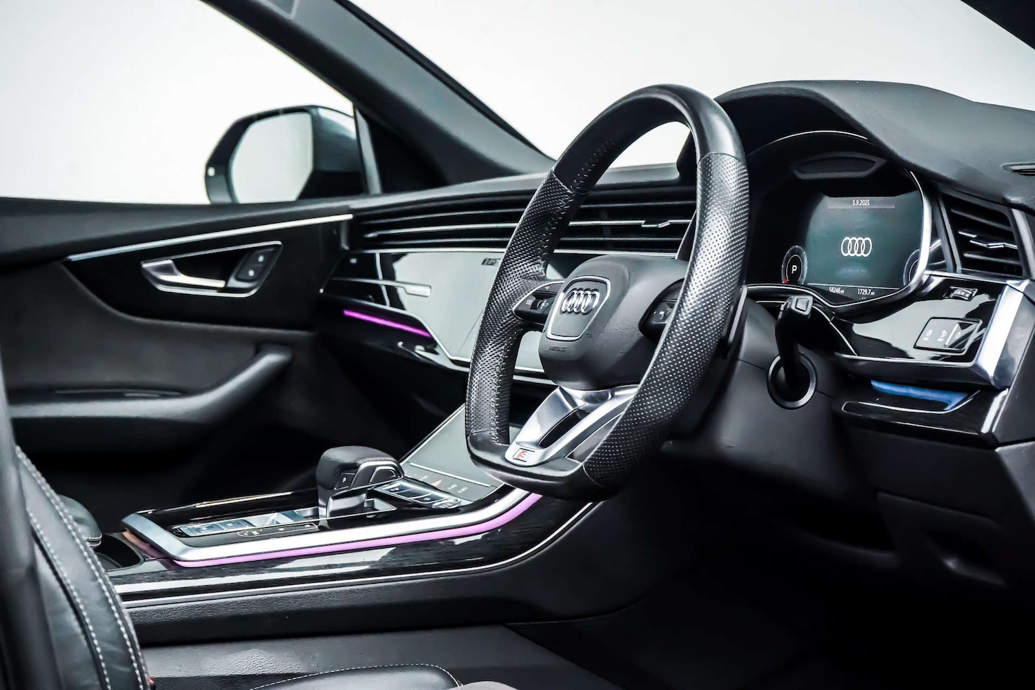 Used Audi Q8 2019 for sale - 76830985: Photo 9