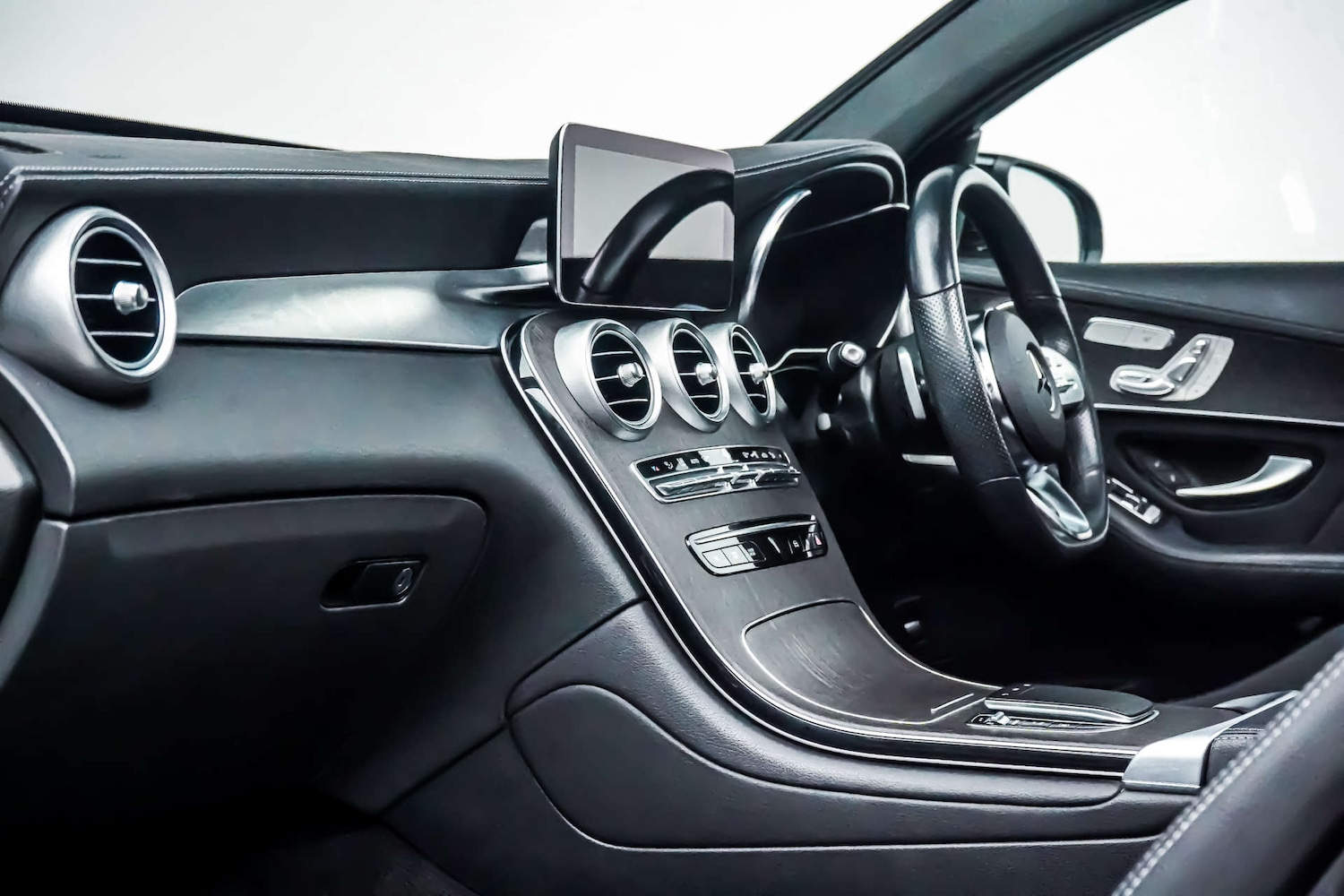 Used Mercedes-Benz GLC 2021 for sale - 76831072: Photo 20