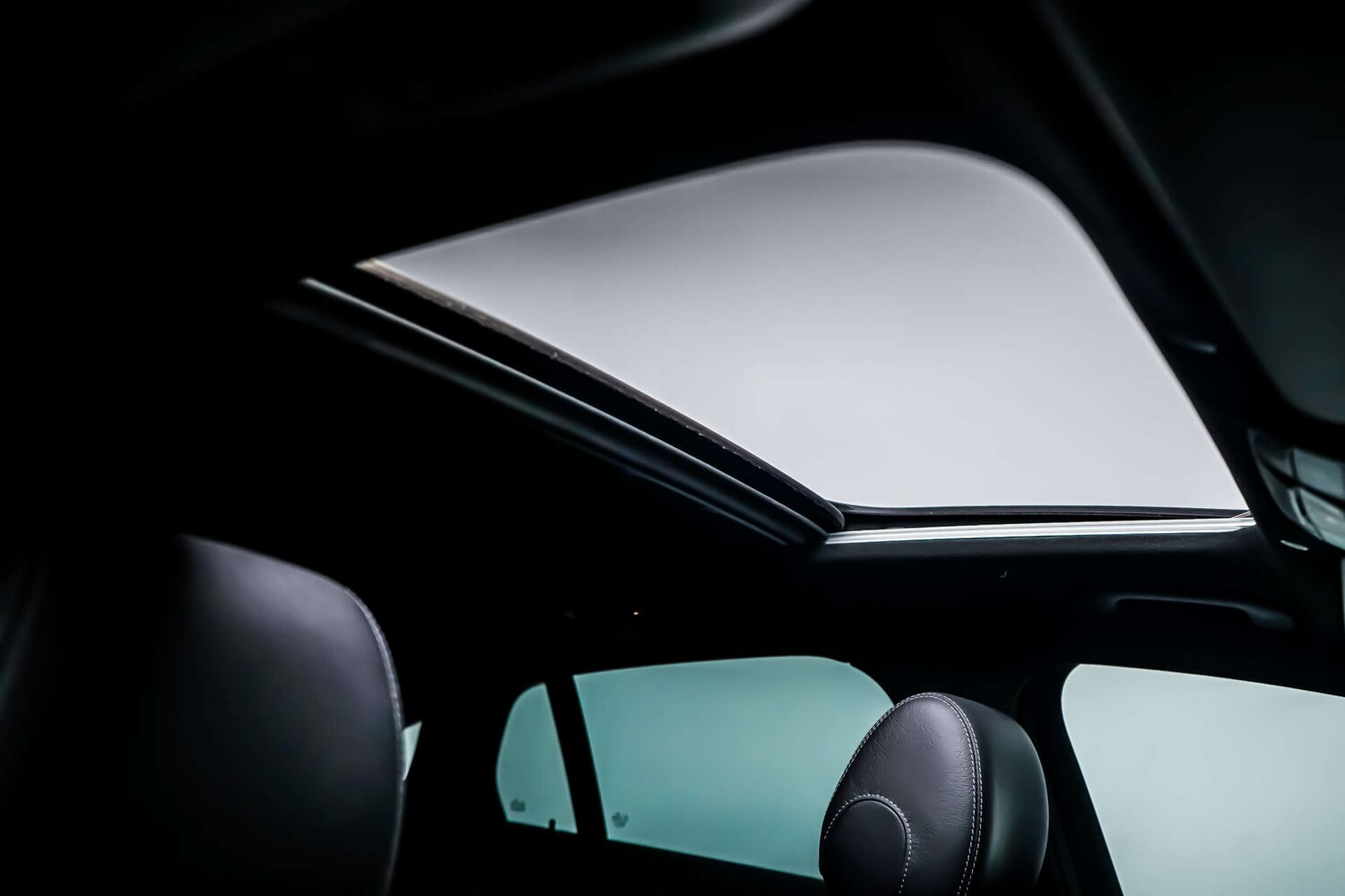 Used Mercedes-Benz GLC 2021 for sale - 76831072: Photo 3