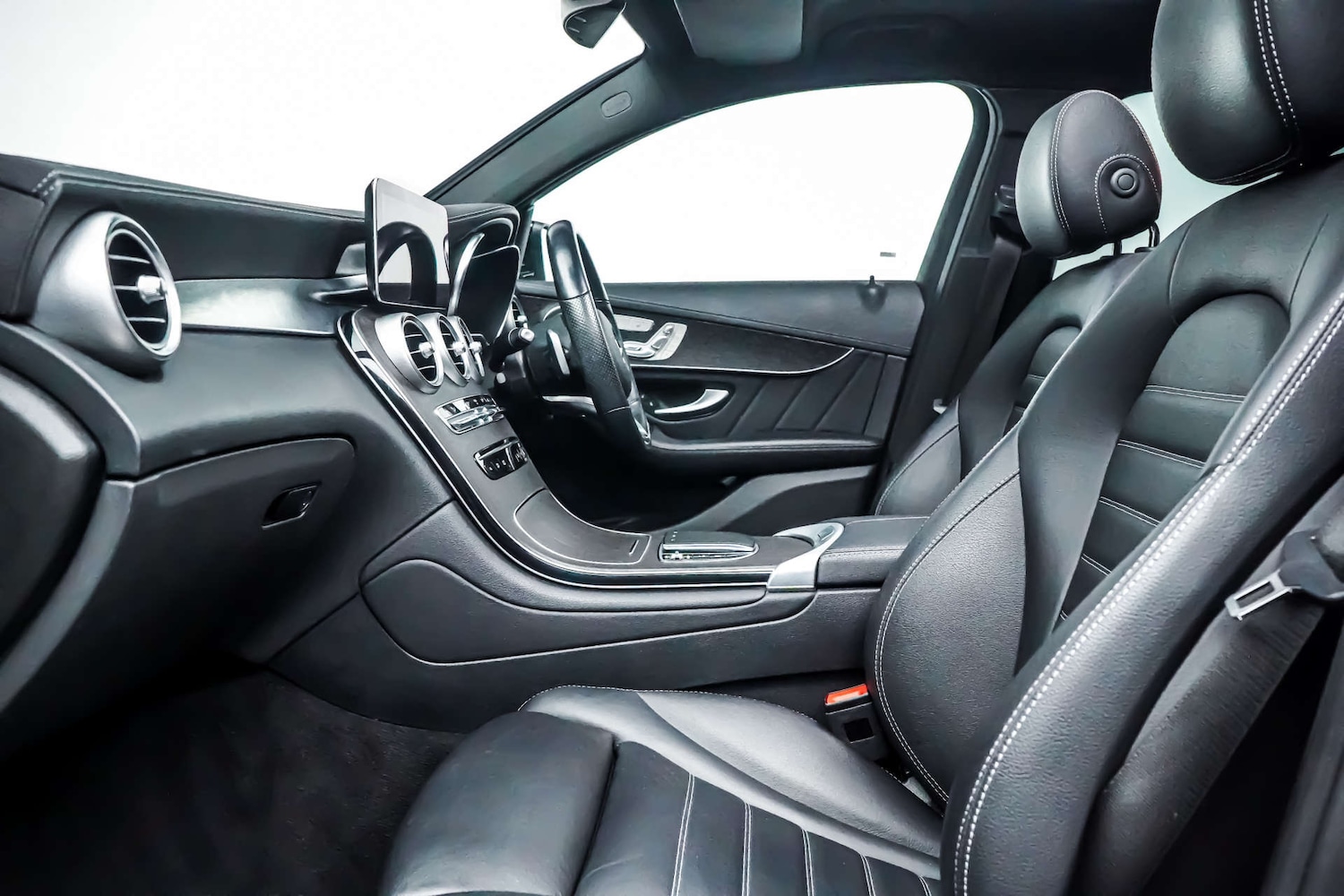 Used Mercedes-Benz GLC 2021 for sale - 76831072: Photo 7