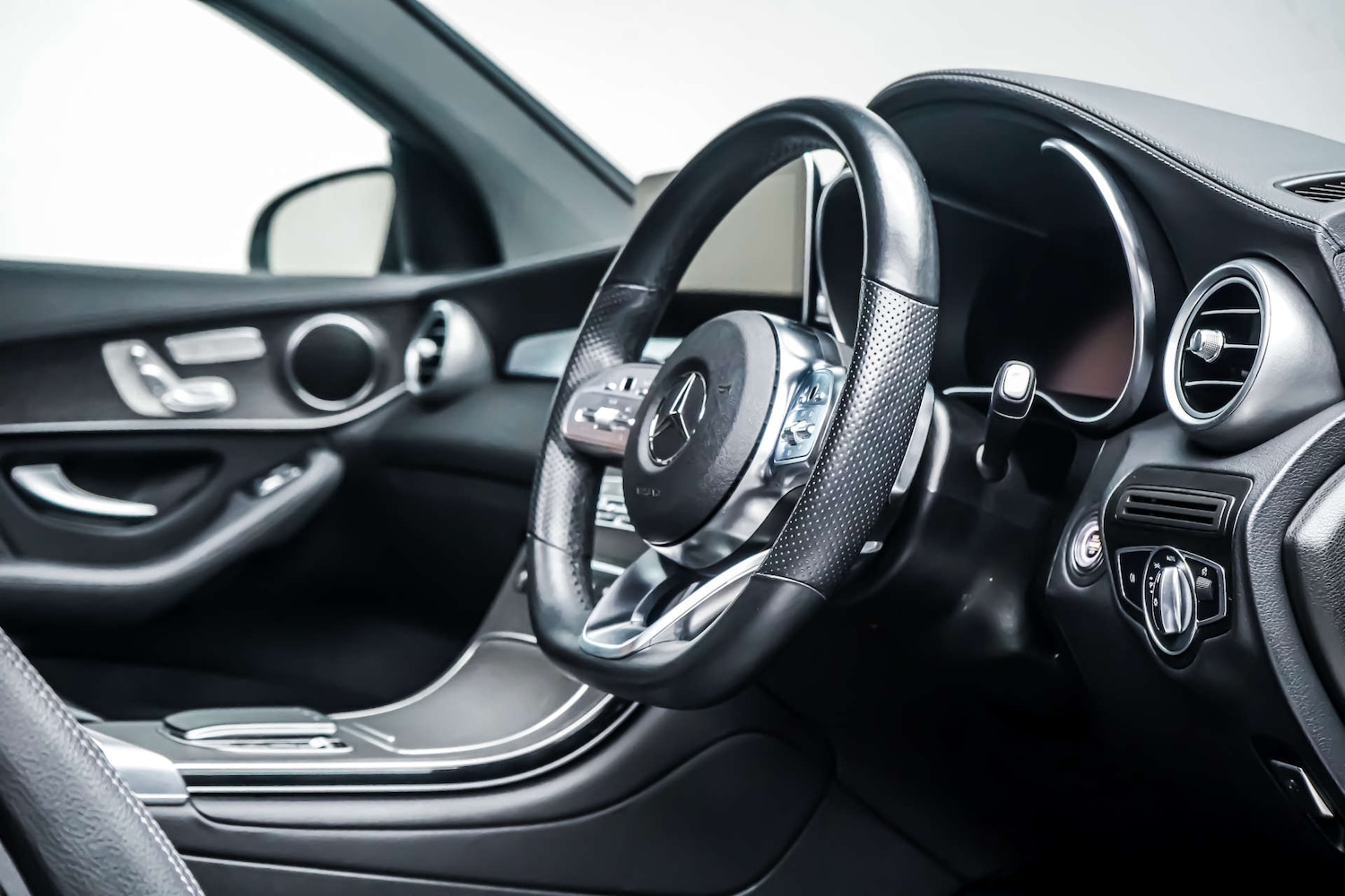 Used Mercedes-Benz GLC 2021 for sale - 76831072: Photo 9