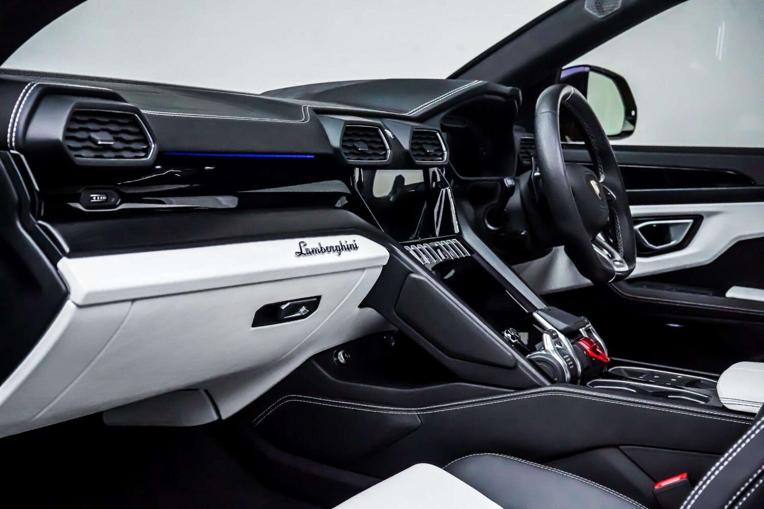 Used Lamborghini Urus 2021 for sale - 76831024: Photo 28