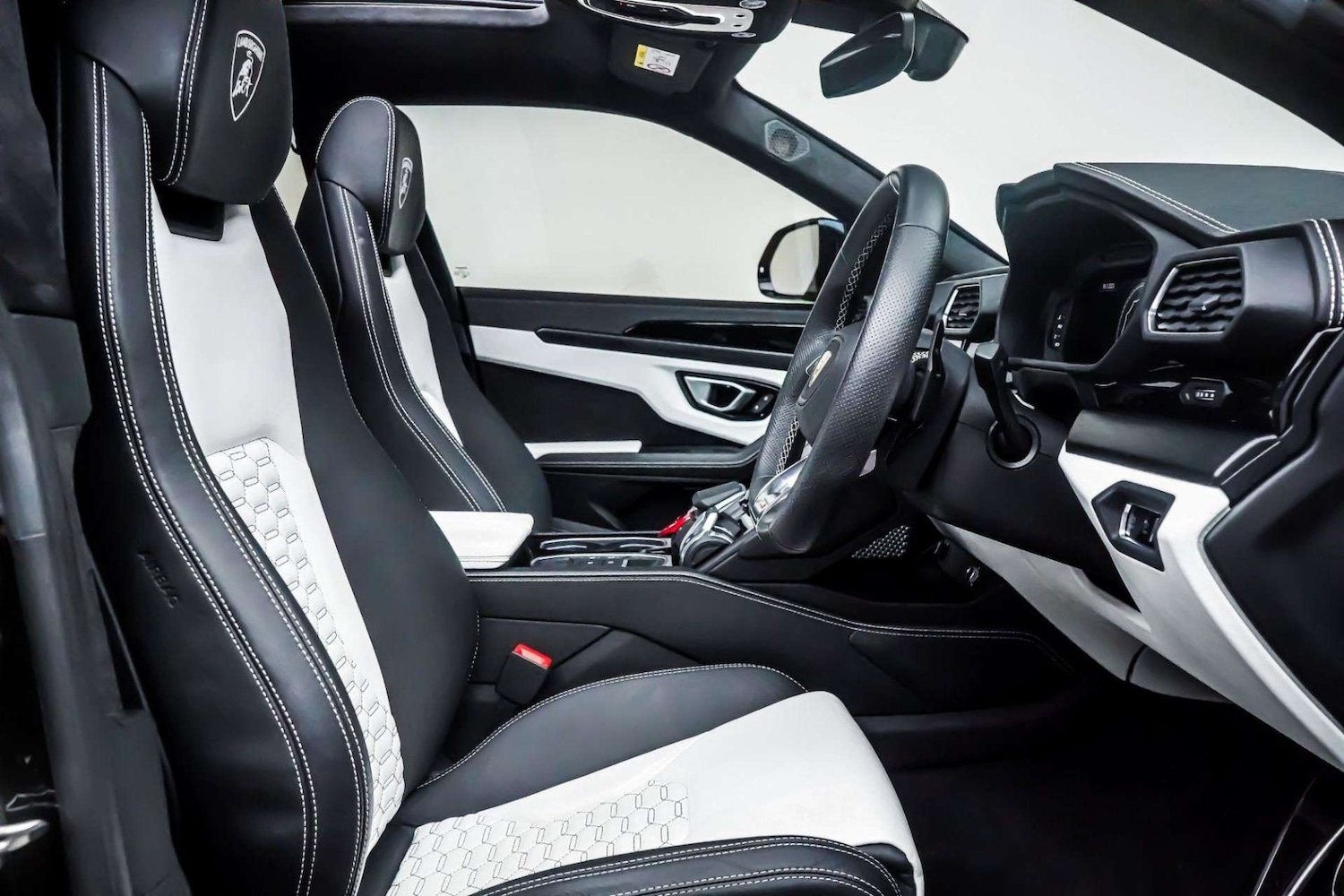 Used Lamborghini Urus 2021 for sale - 76831024: Photo 6