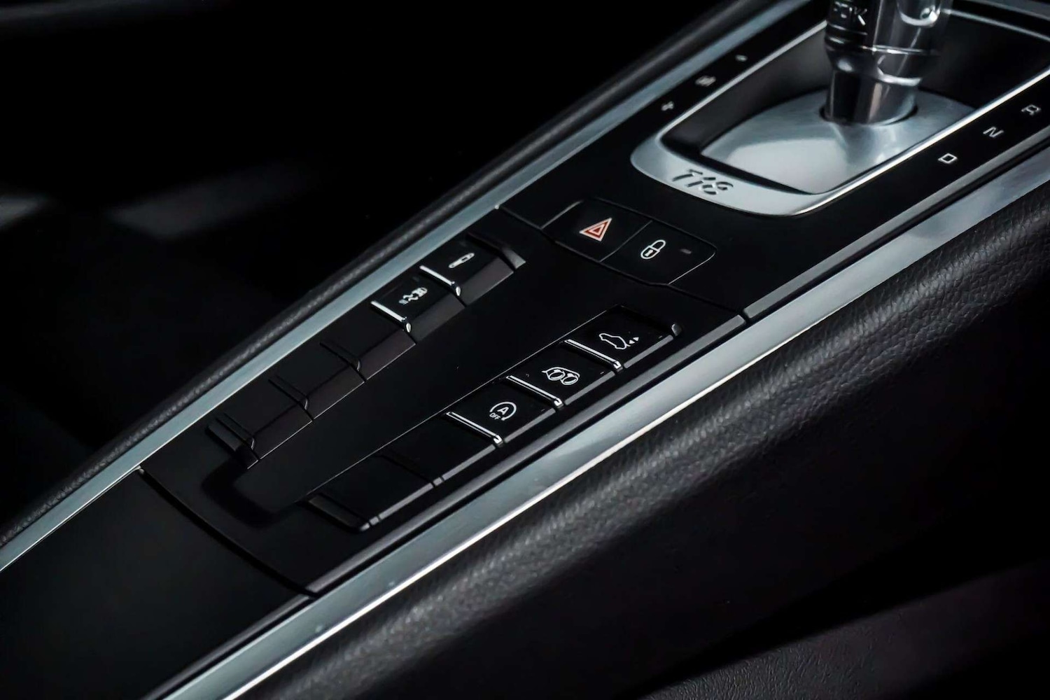 Used Porsche Cayman 2019 for sale - 76830999: Photo 18