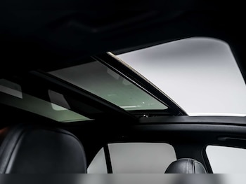 Used Mercedes-Benz GLE 2021 for sale - 77906899: Photo