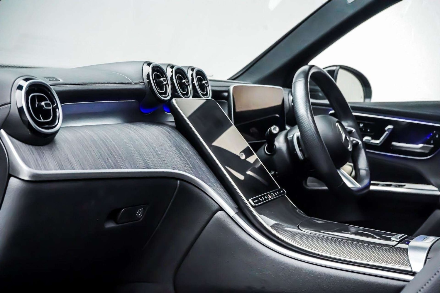 Used Mercedes-Benz GLC 2023 for sale - 76830991: Photo 18