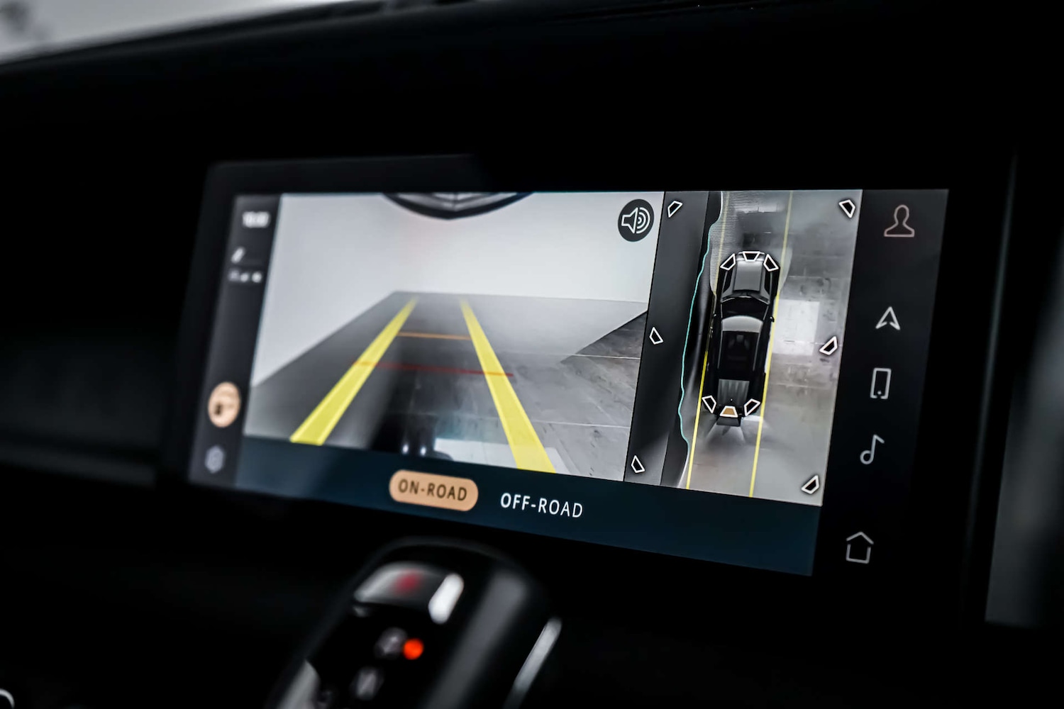 Used Land Rover Defender 2021 for sale - 77426933: Photo 12