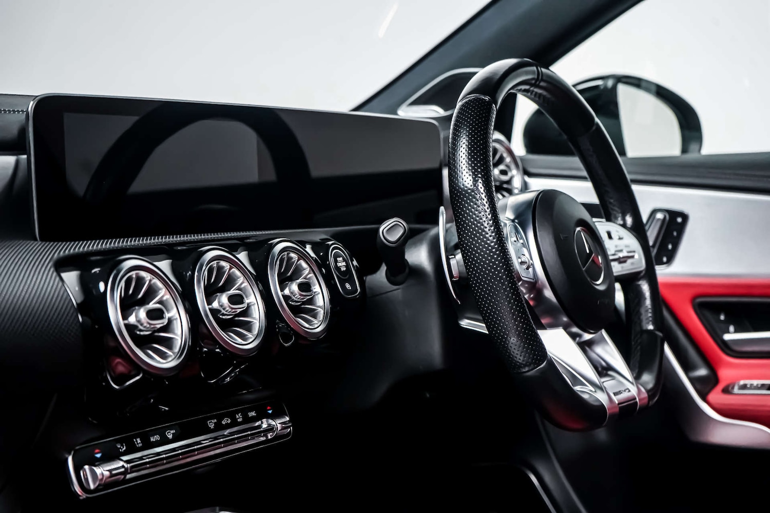 Used Mercedes-Benz A-Class 2019 for sale - 77964875: Photo 23