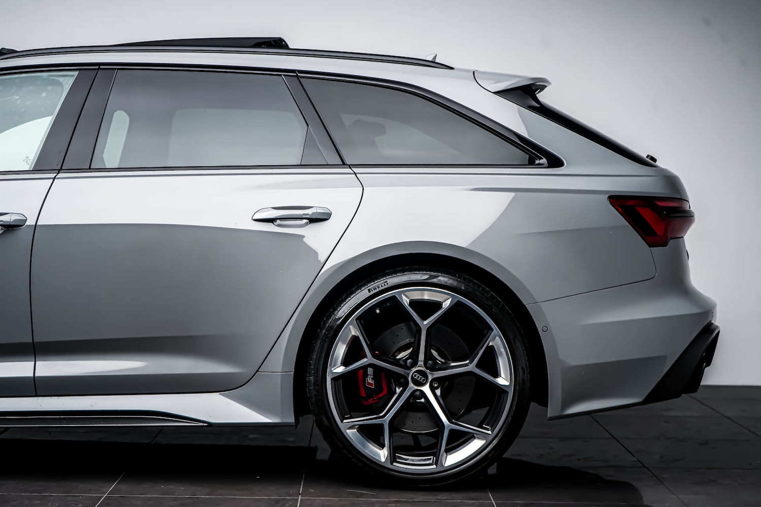 Used Audi RS6 2023 for sale - 77426962: Photo 16