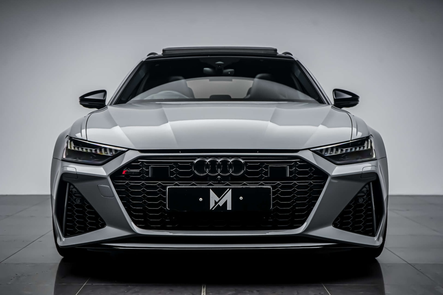 Used Audi RS6 Avant 2020 for sale - 77655648: Photo 2