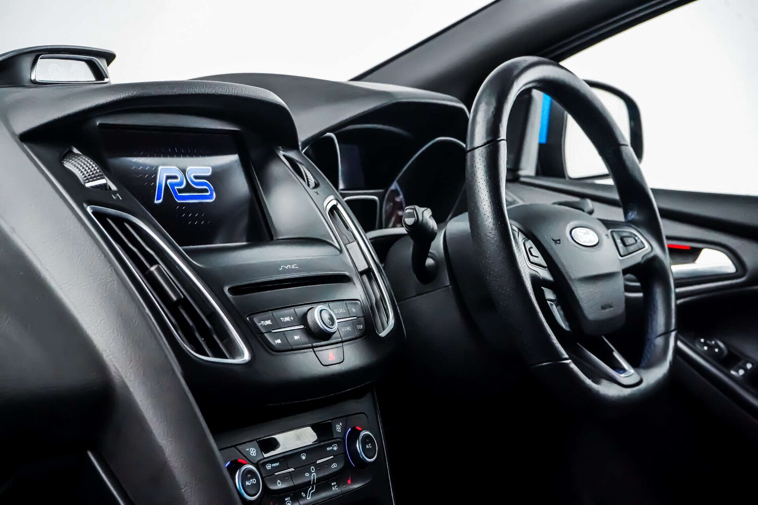 Used Ford Focus 2016 for sale - 76831074: Photo 25