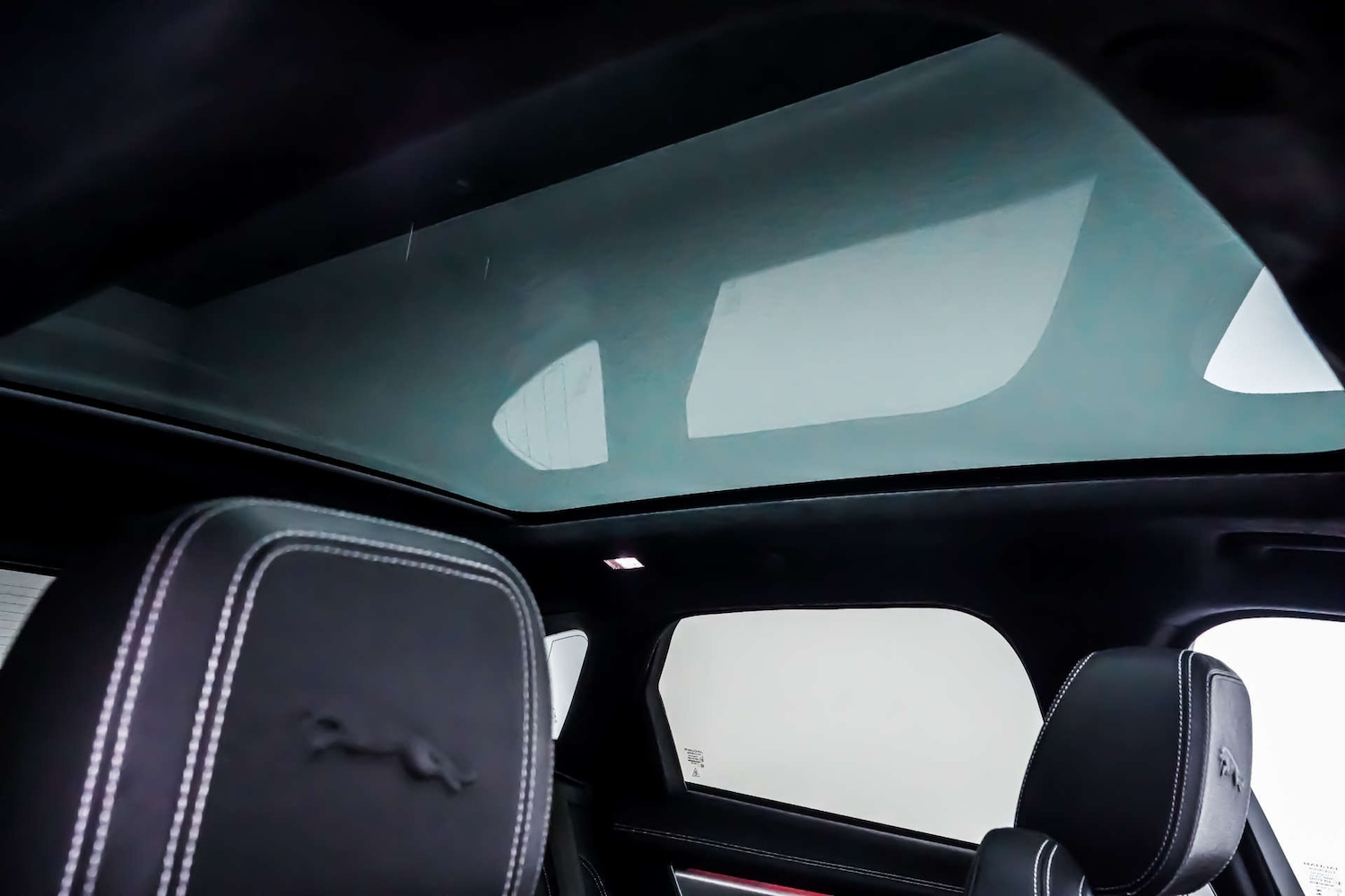 Used Jaguar F-Pace 2023 for sale - 77426858: Photo 3