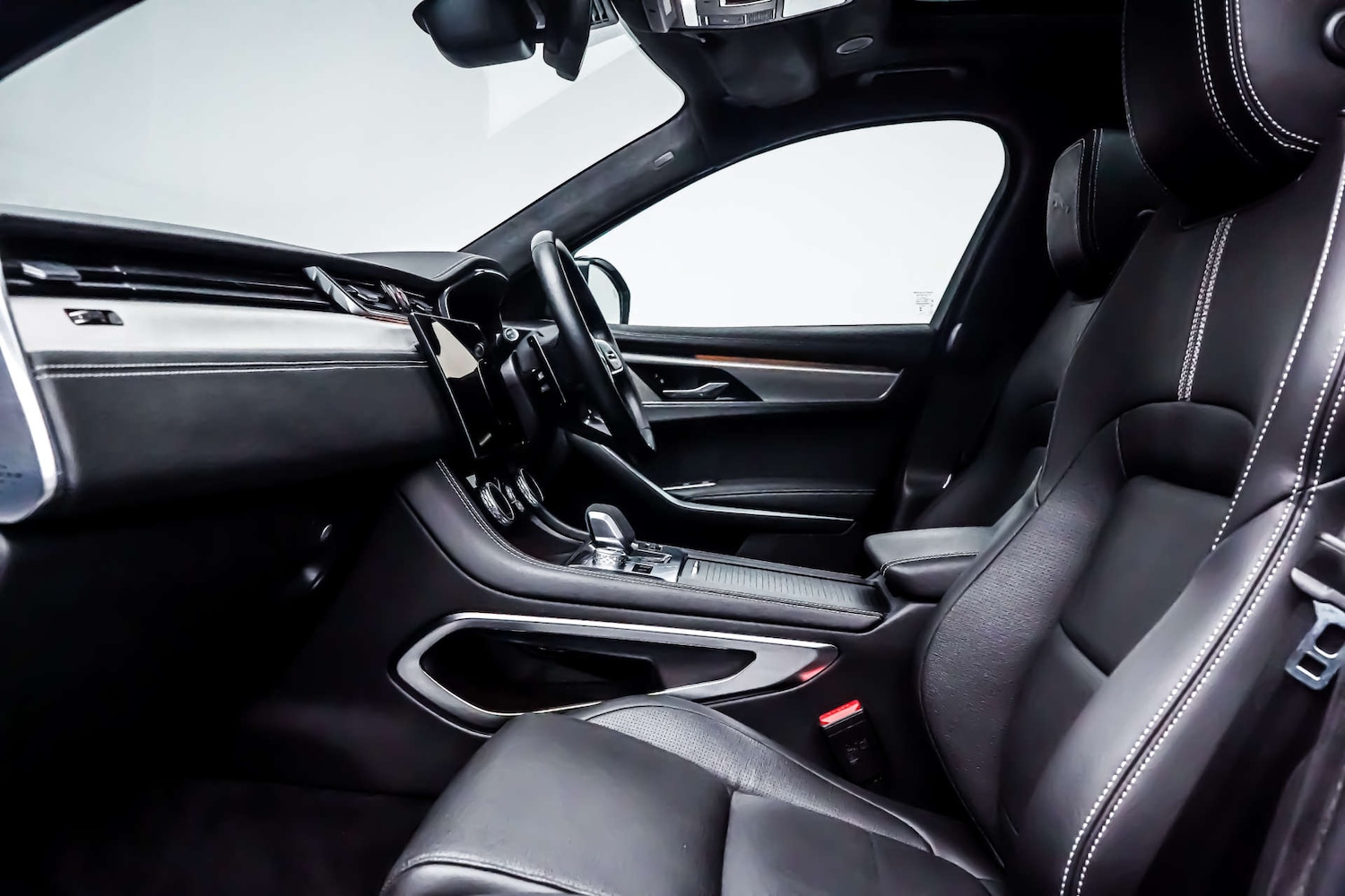 Used Jaguar F-Pace 2023 for sale - 77426858: Photo 6