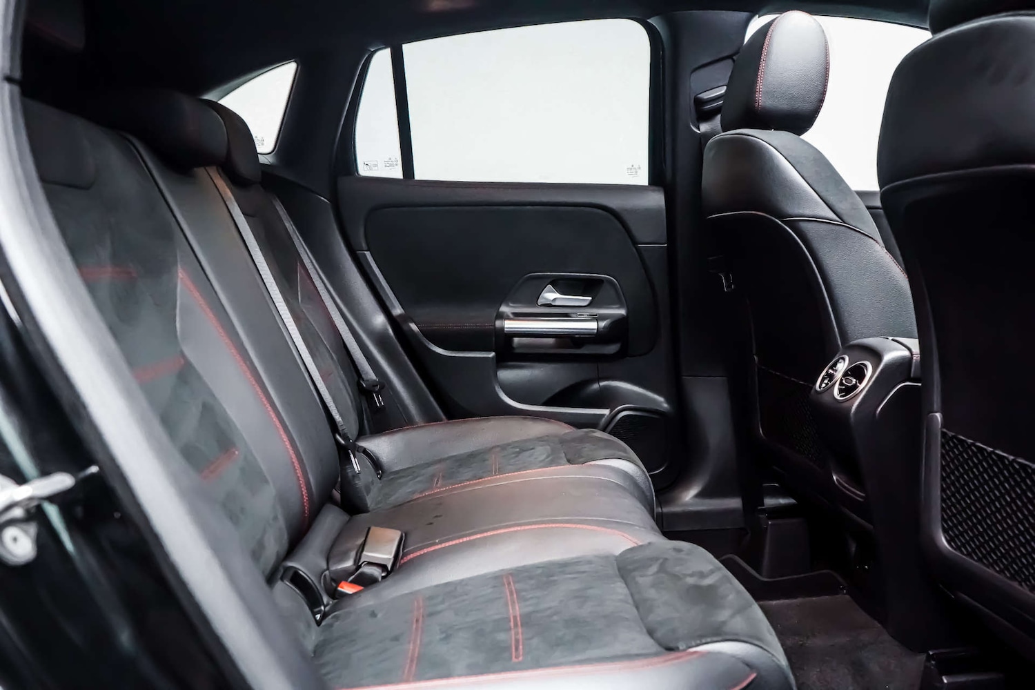 Used Mercedes-Benz GLA 2022 for sale - 76830958: Photo 8