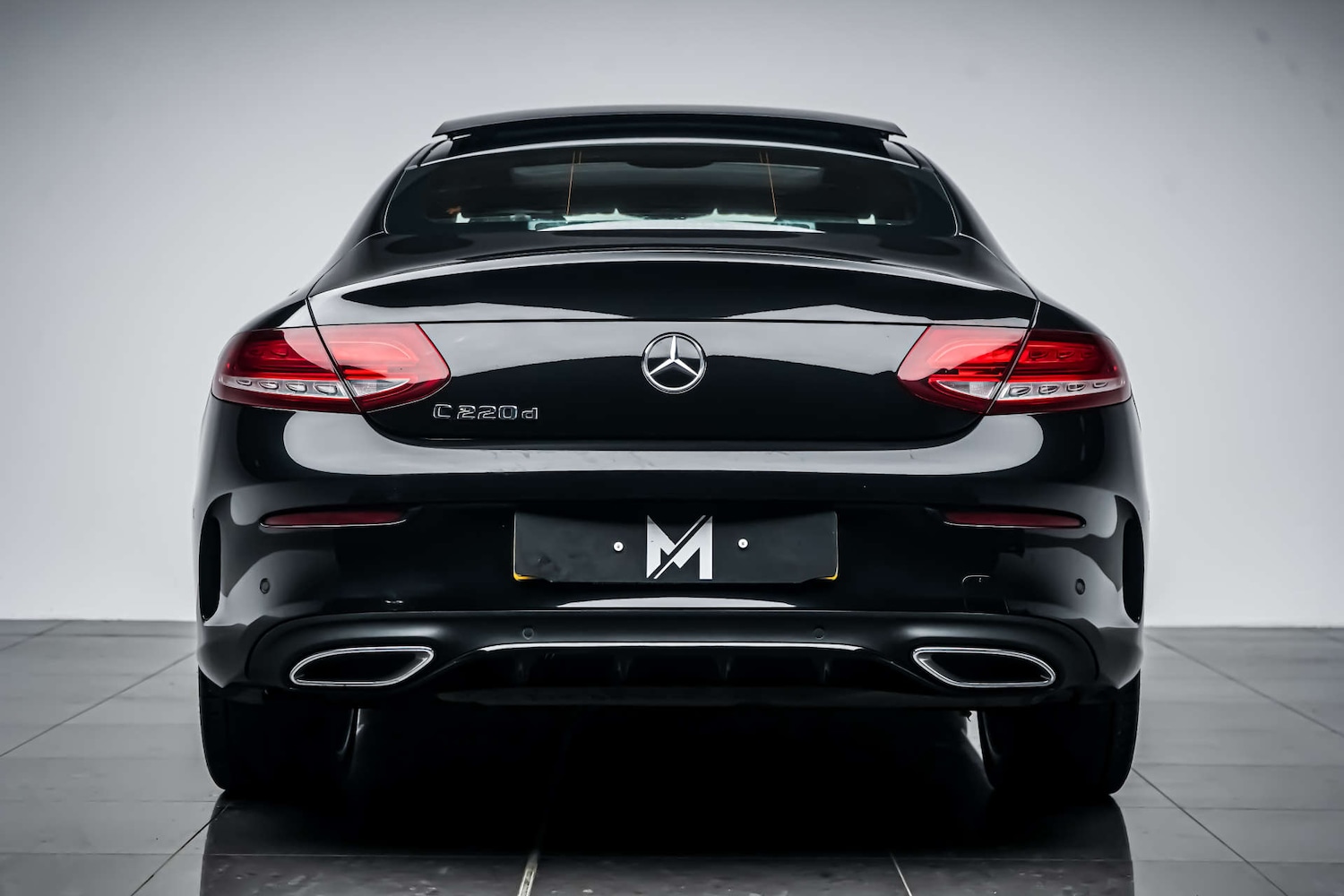 Used Mercedes-Benz C Class 2017 for sale - 77437455: Photo 4