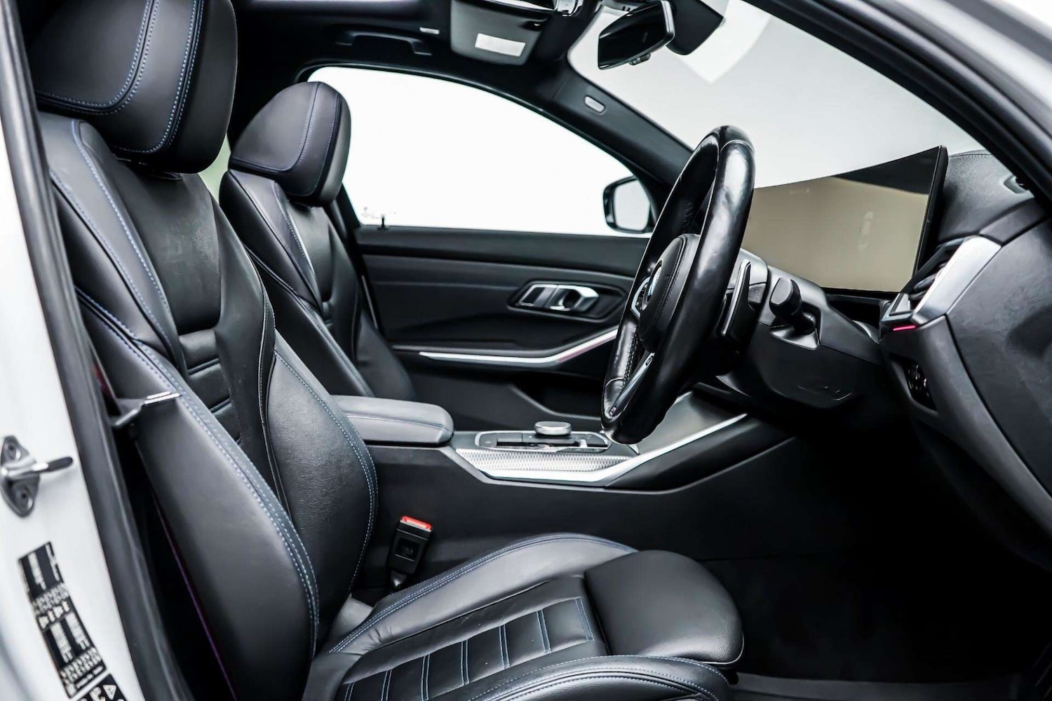 Used BMW 3 Series 2022 for sale - 76831001: Photo 6