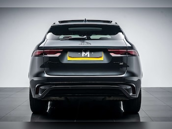Used Jaguar F-Pace 2022 for sale - 78228143: Photo