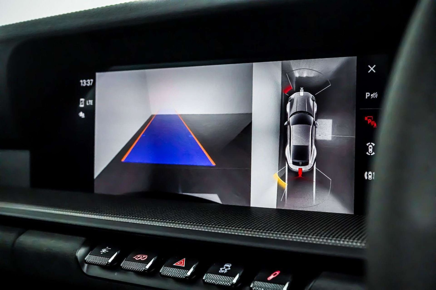 Used Porsche 911 2022 for sale - 76831044: Photo 10