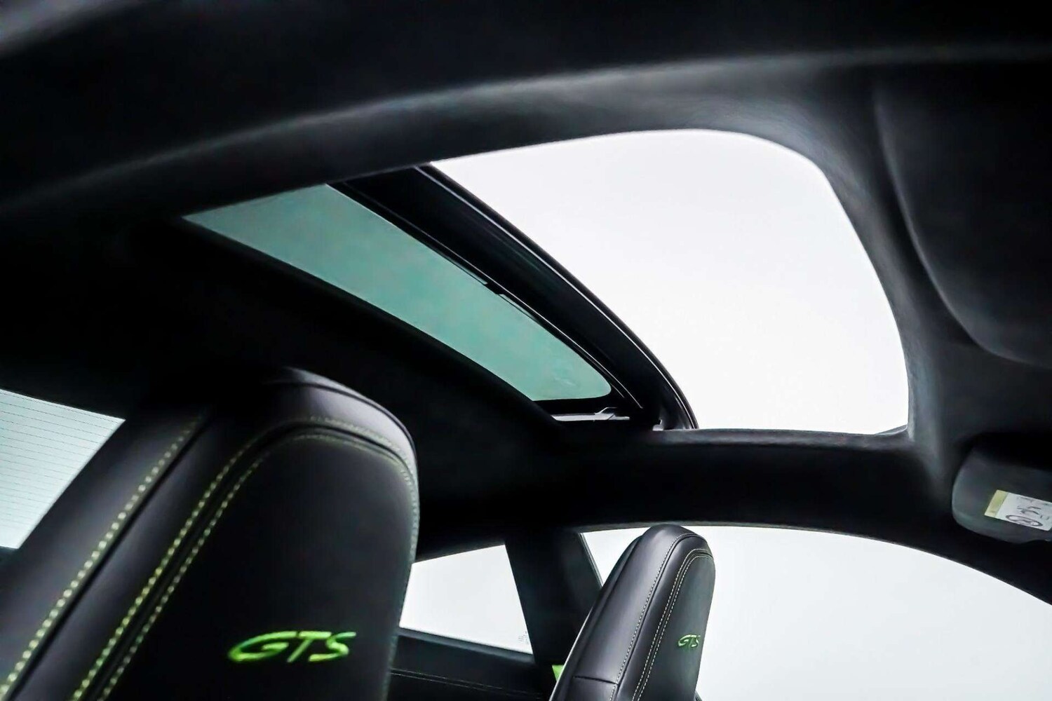 Used Porsche 911 2022 for sale - 76831044: Photo 3