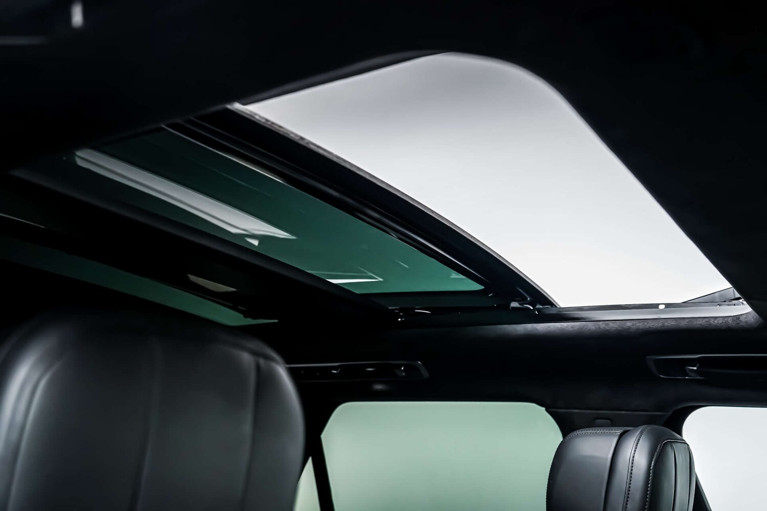 Used Land Rover Range Rover Sport 2023 for sale - 77426987: Photo 3