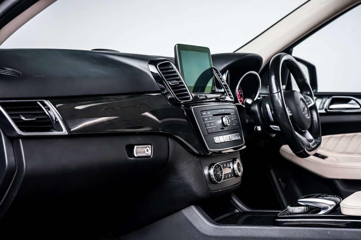 Used Mercedes-Benz GLE 2016 for sale - 77616816: Photo 19