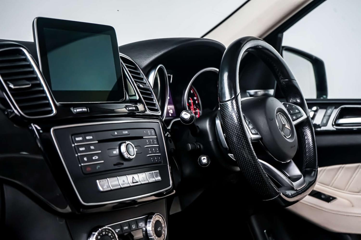 Used Mercedes-Benz GLE 2016 for sale - 77616816: Photo 20