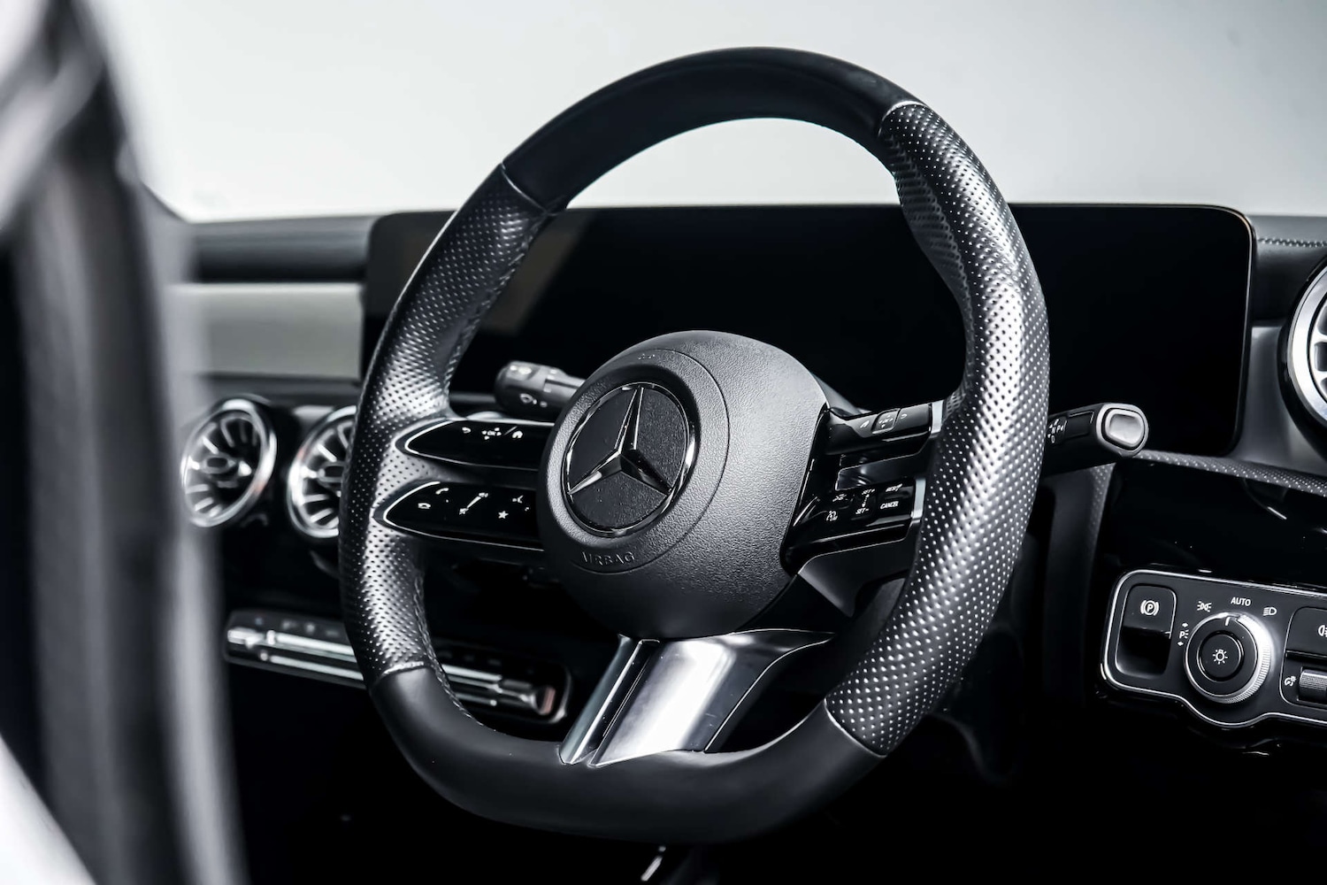 Used Mercedes-Benz CLA 2023 for sale - 77426964: Photo 15