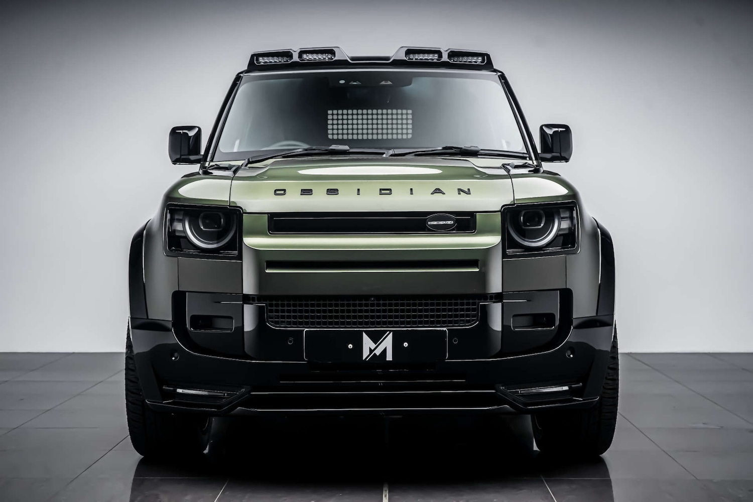 Used Land Rover Defender 2025 for sale - 78182125: Photo 2