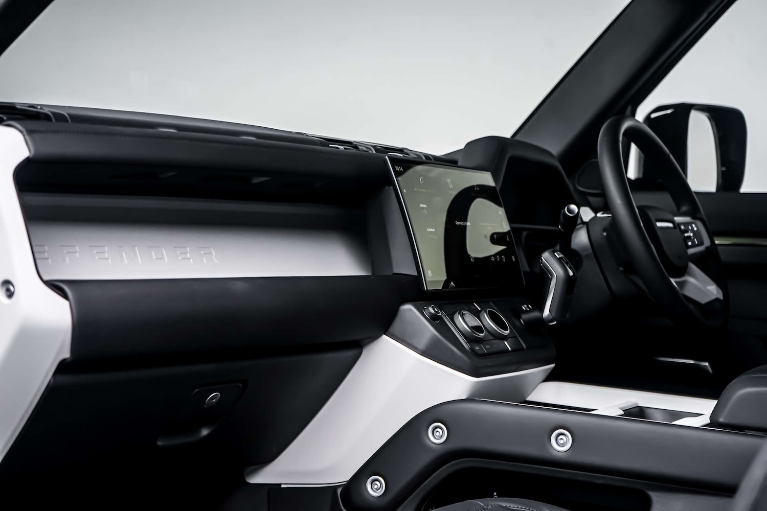 Used Land Rover Defender 2025 for sale - 78182125: Photo 24