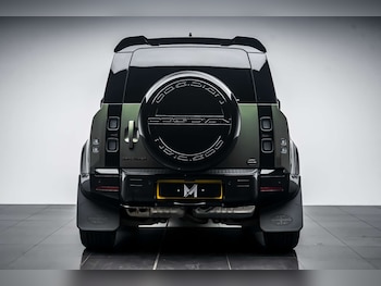 Used Land Rover Defender 2025 for sale - 78182125: Photo