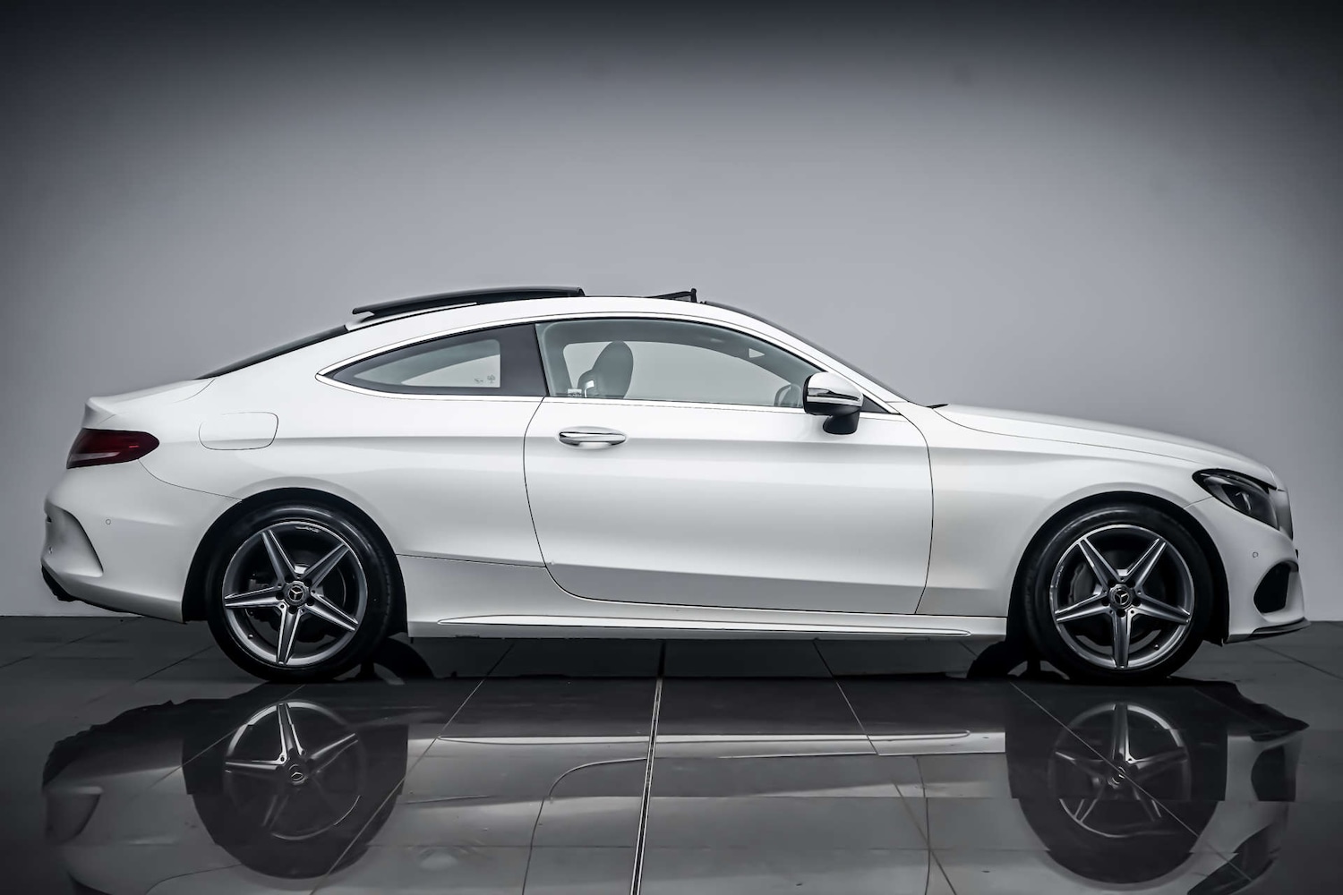 Used Mercedes-Benz C Class 2017 for sale - 77988278: Photo 10