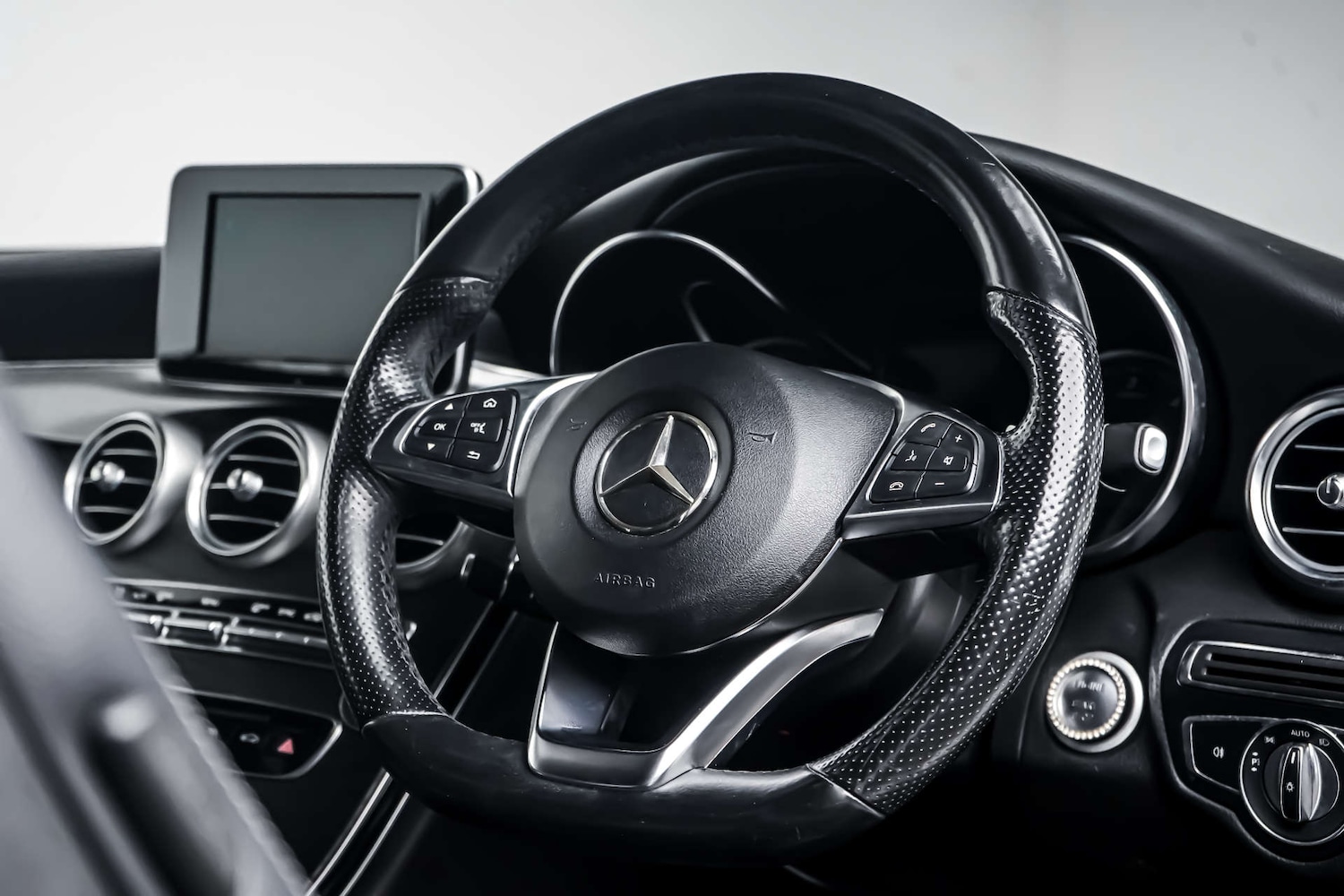 Used Mercedes-Benz C Class 2017 for sale - 77988278: Photo 16