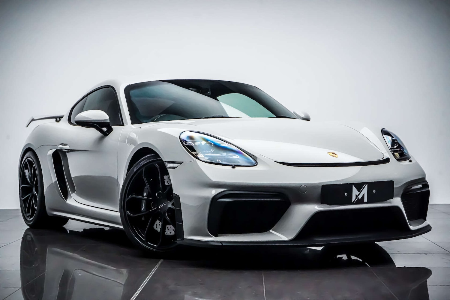 Used Porsche Cayman 2023 for sale - 76830886: Photo 1