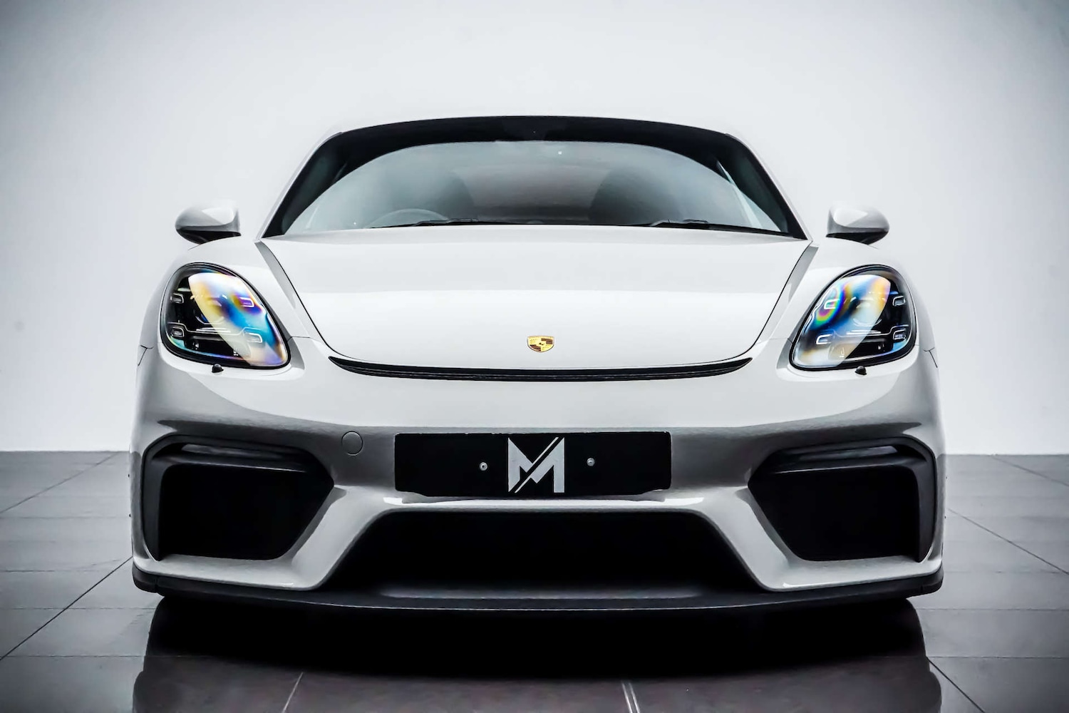 Used Porsche Cayman 2023 for sale - 76830886: Photo 2