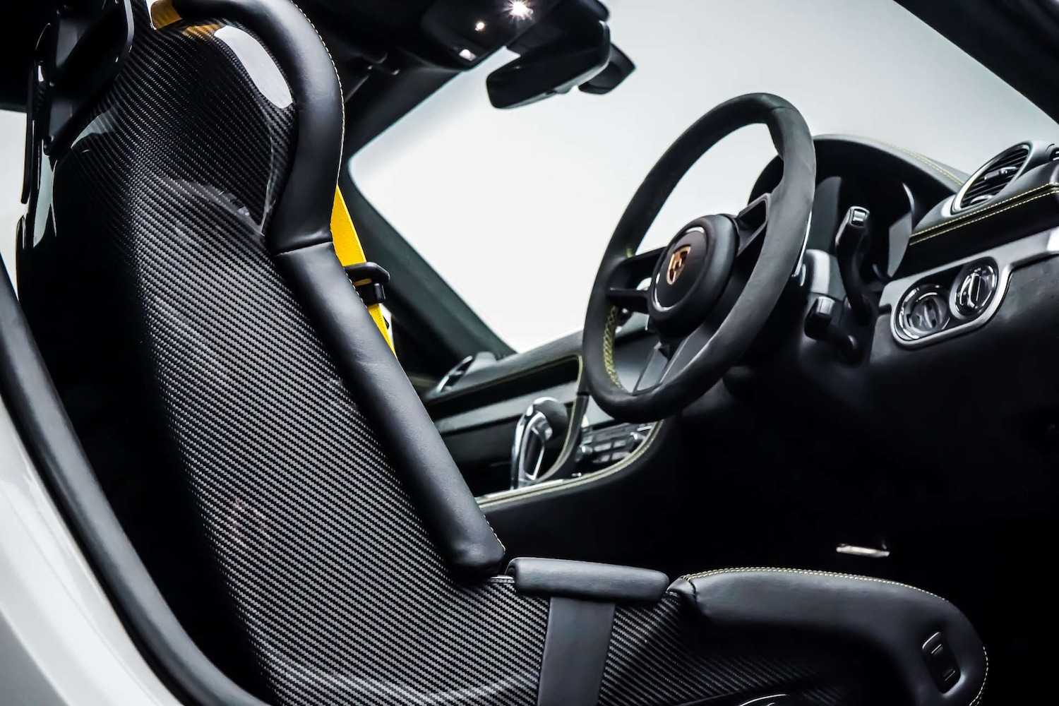 Used Porsche Cayman 2023 for sale - 76830886: Photo 3