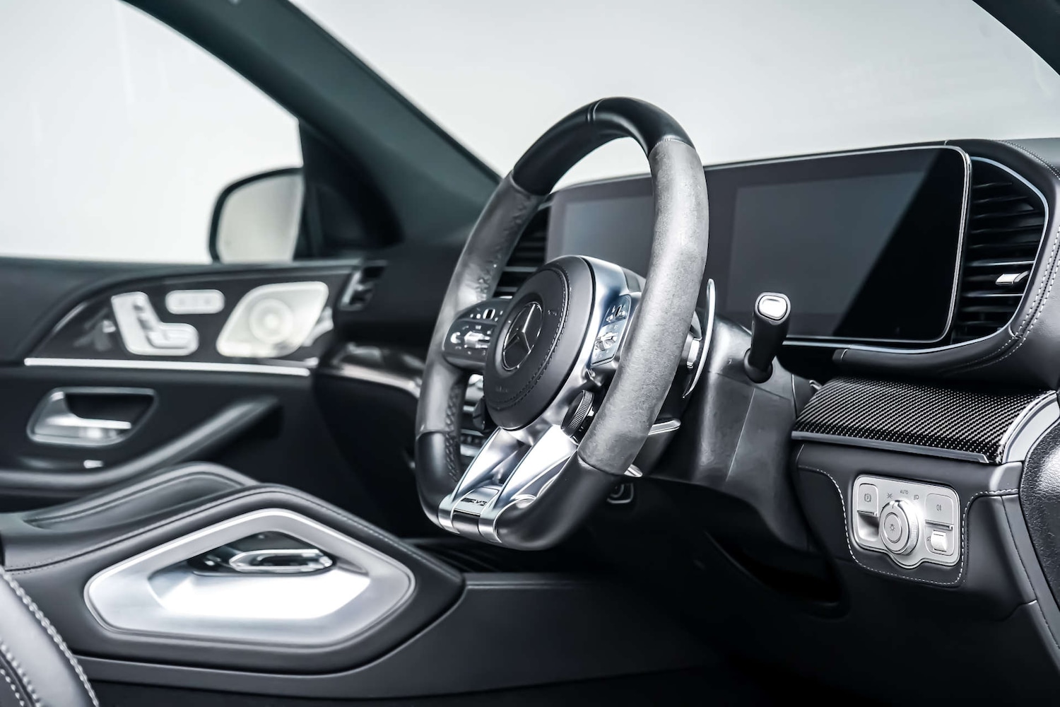 Used Mercedes-Benz GLE 2023 for sale - 77437621: Photo 10