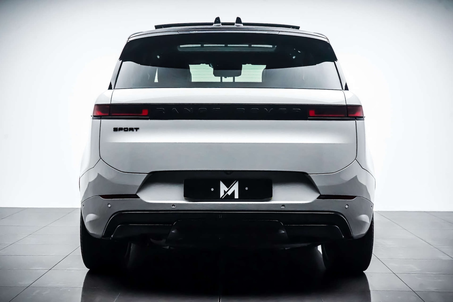 Used Land Rover Range Rover Sport 2024 for sale - 76831065: Photo 4